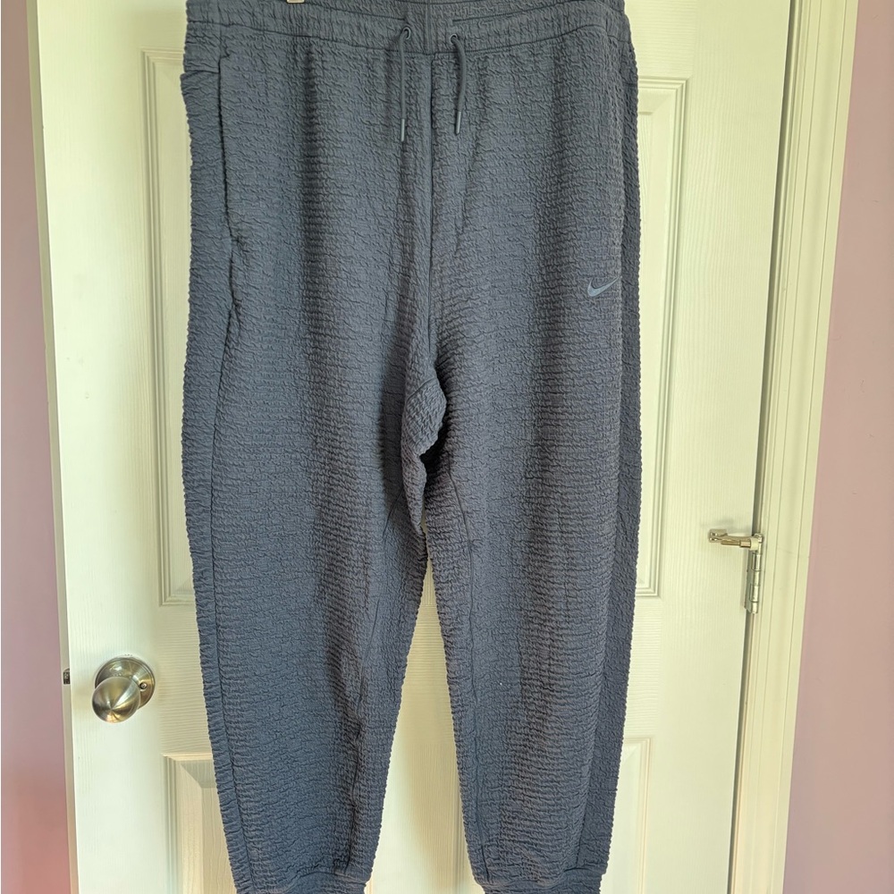 Nike Yoga Textured Pant